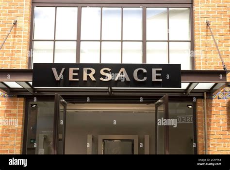 versace deutschland jobs